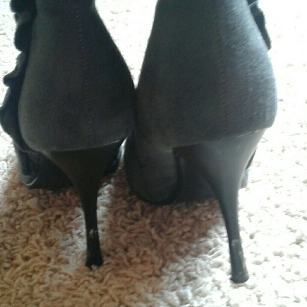 Bakers Suede Ruffle Boots - Picture 3 of 4